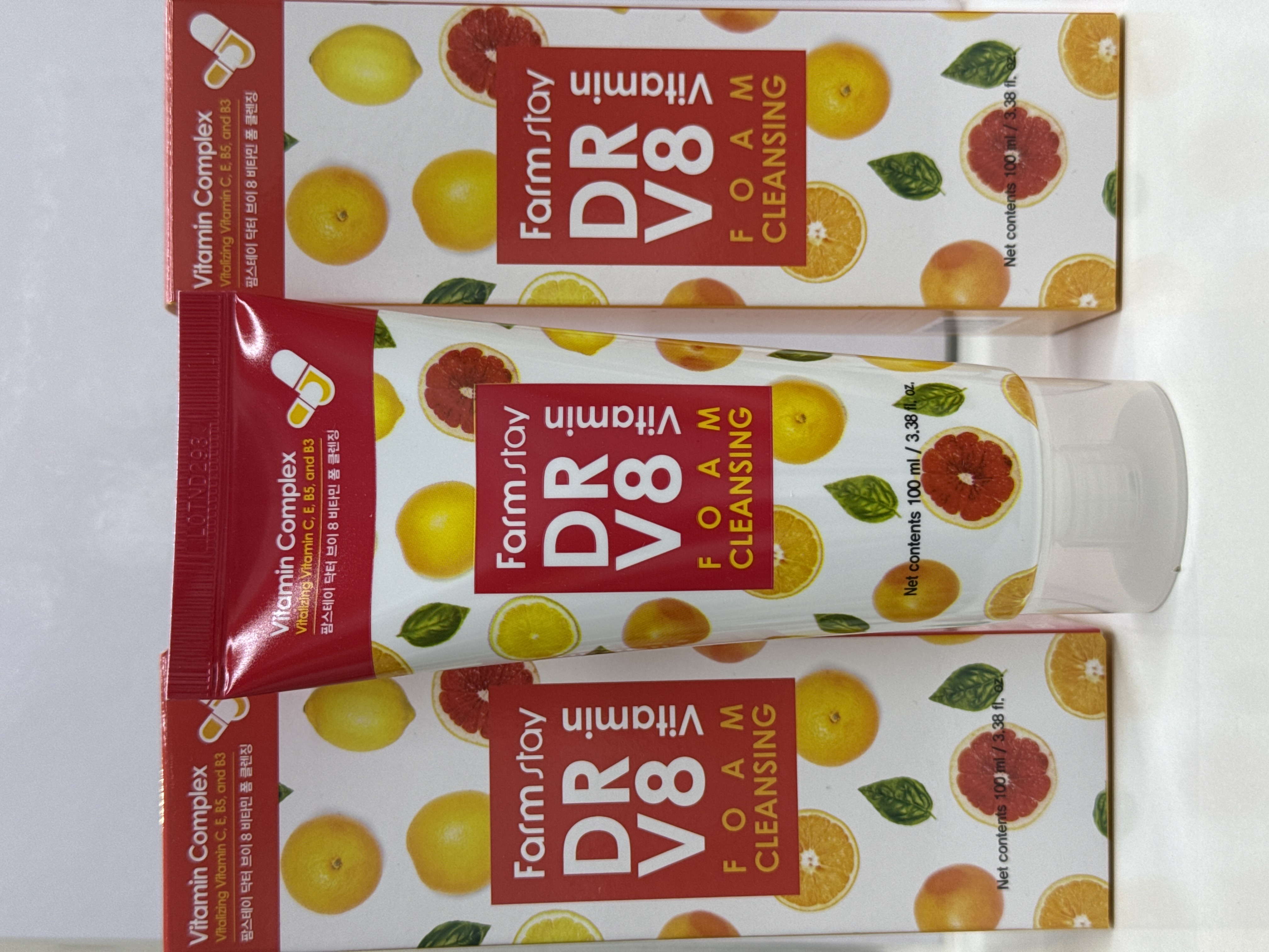 Farm stay Vitamin Complex D R V 8 FOAM CLEANSING / Умывашка