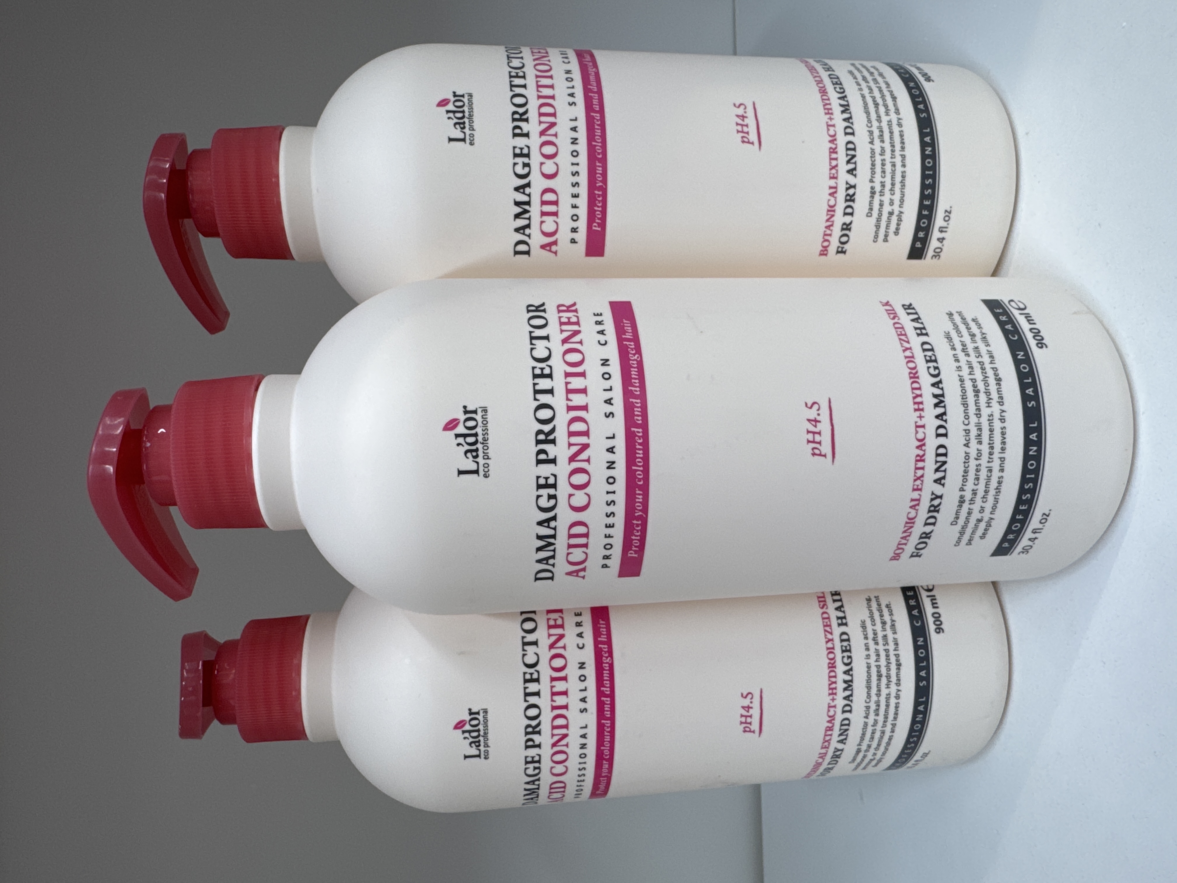 Lador eco professional salon care /DAMAGE PROTECTOR ACID CONDITIONER /pH 4.5 /900 ml