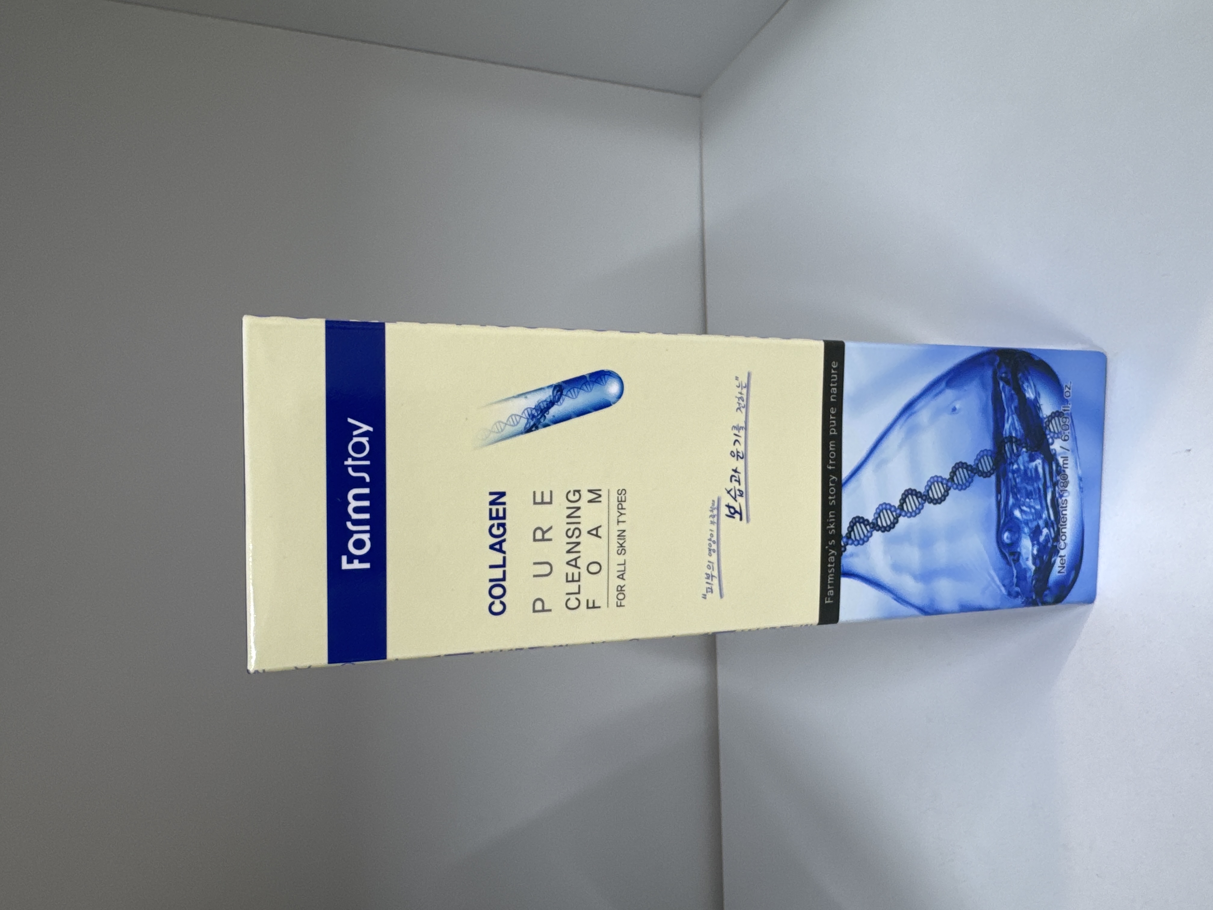 Farm sfay COLLAGEN PURE CLEANSING FOAM / Очищающая пенка для умывания