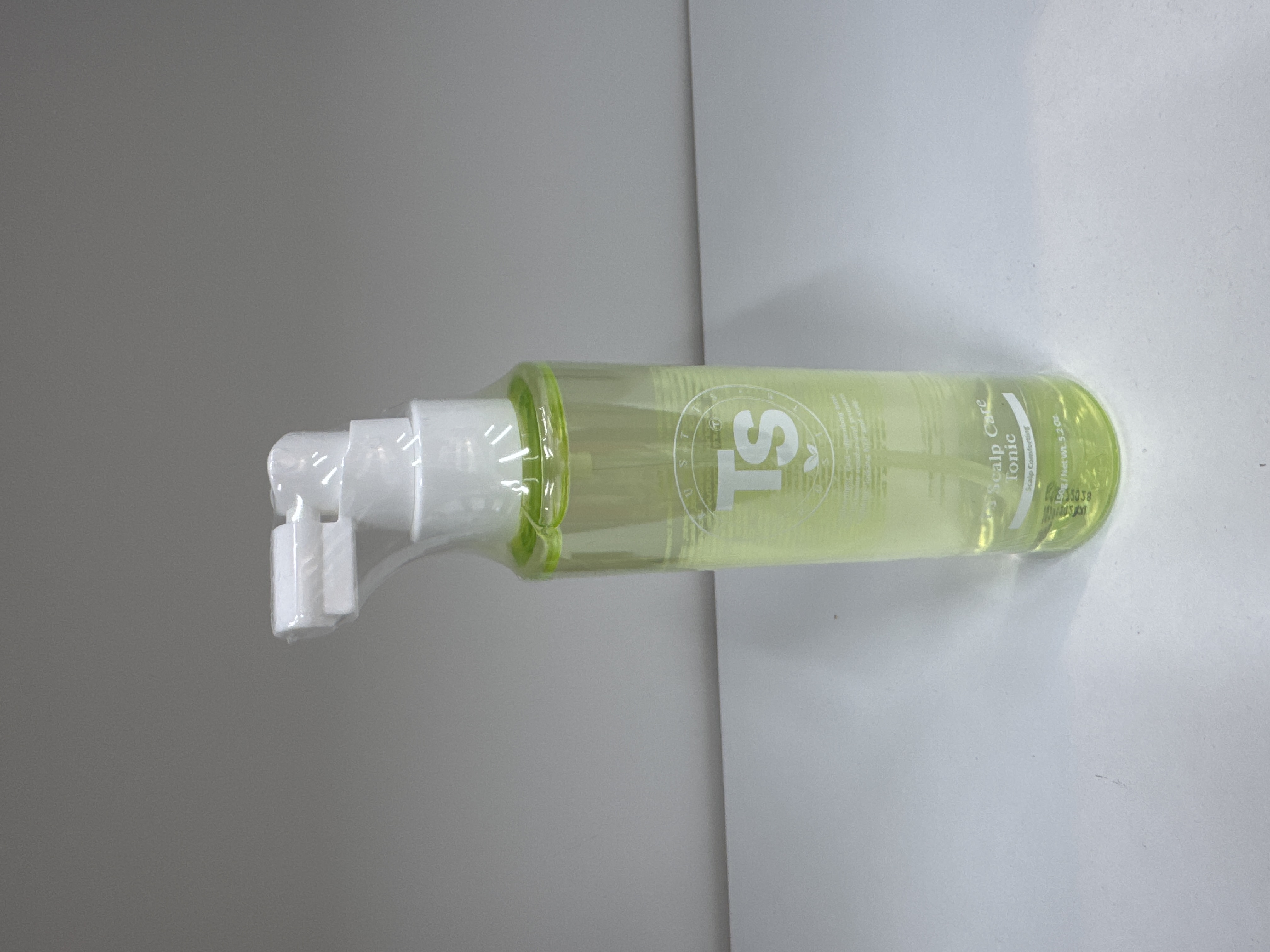 TS Scalp Care Tonic Укрепляющий тоник для кожи головы .