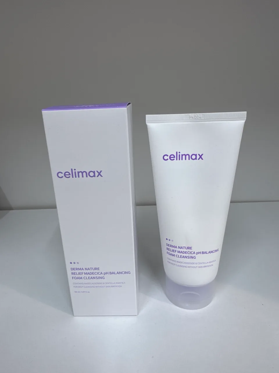 CELIMAX DERMA NATURE RELIEF MADECICA pH BALANCING FOAM CLEANSING Очищающая пенка