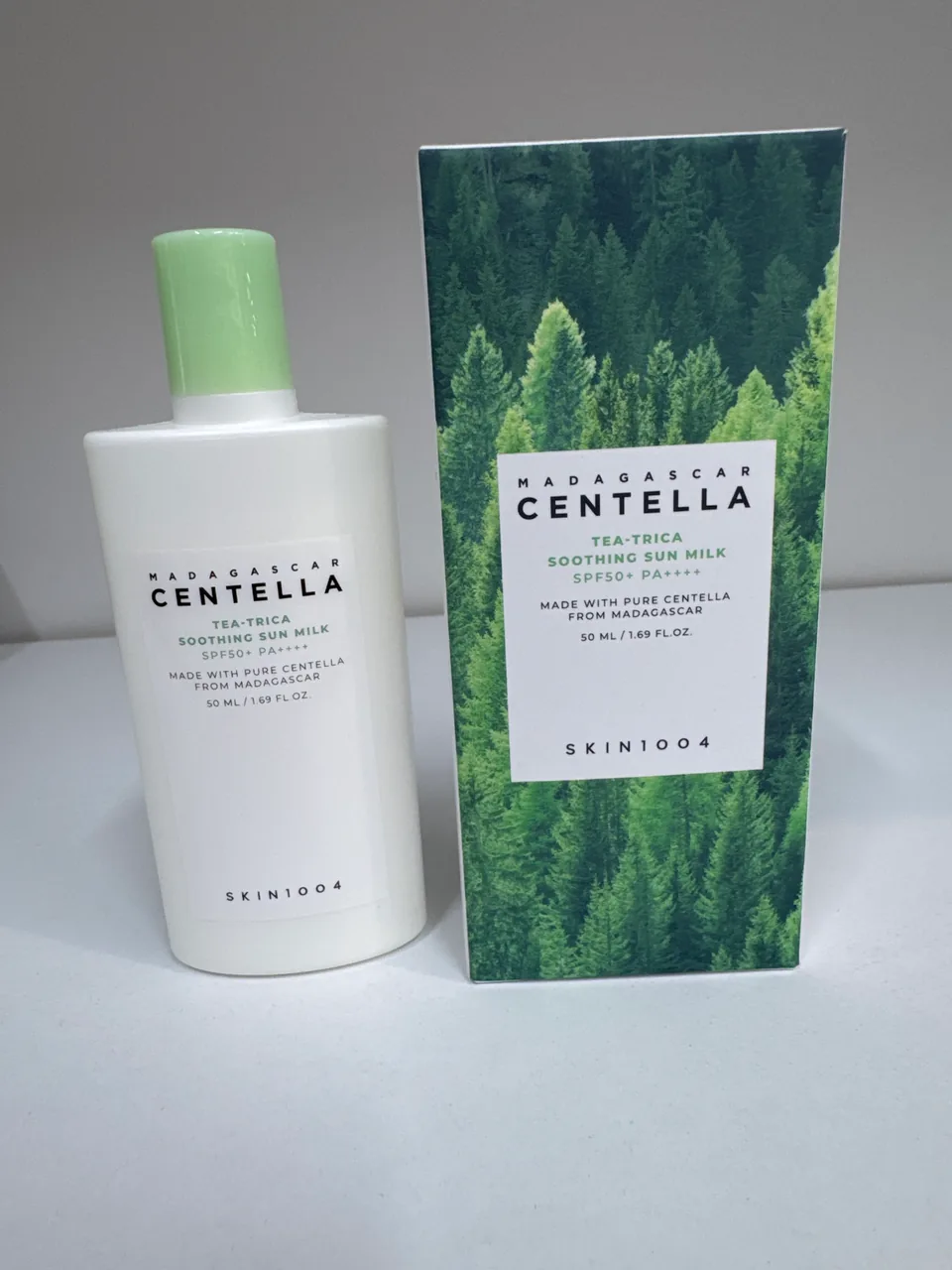 CENTELLA MADAGASCAR TEA - TRICA SOOTHING SUN MILK SPF 50 + PA ++++