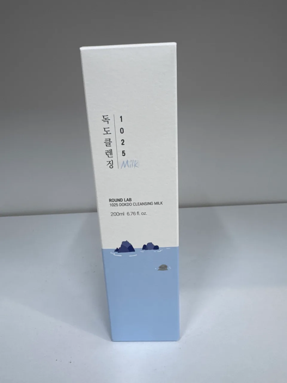 ROUND LAB  1025 DOKDO CLEANSINGMilk