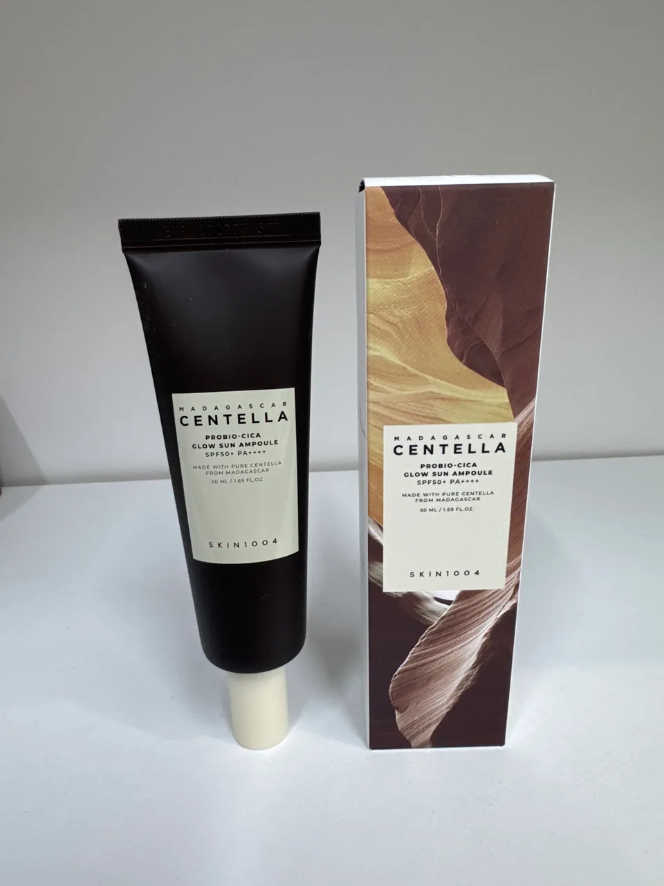 Skin 1004 CENTELLA  Probio -cica glow sun ampoule SPF 50 + PA ++++