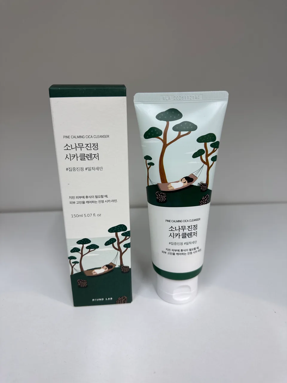 ROUND LAB PINE CALMING CICA CLEANSER
