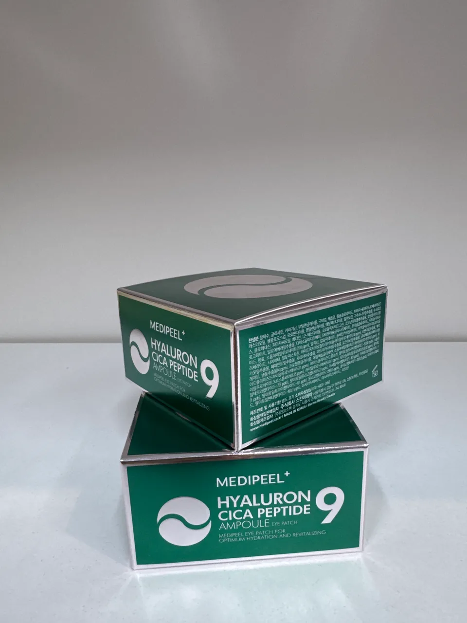 MEDIPEEL Hyaluron Cica Peptide 9 Ampoule Eye Patch (зеленые) 60 шт