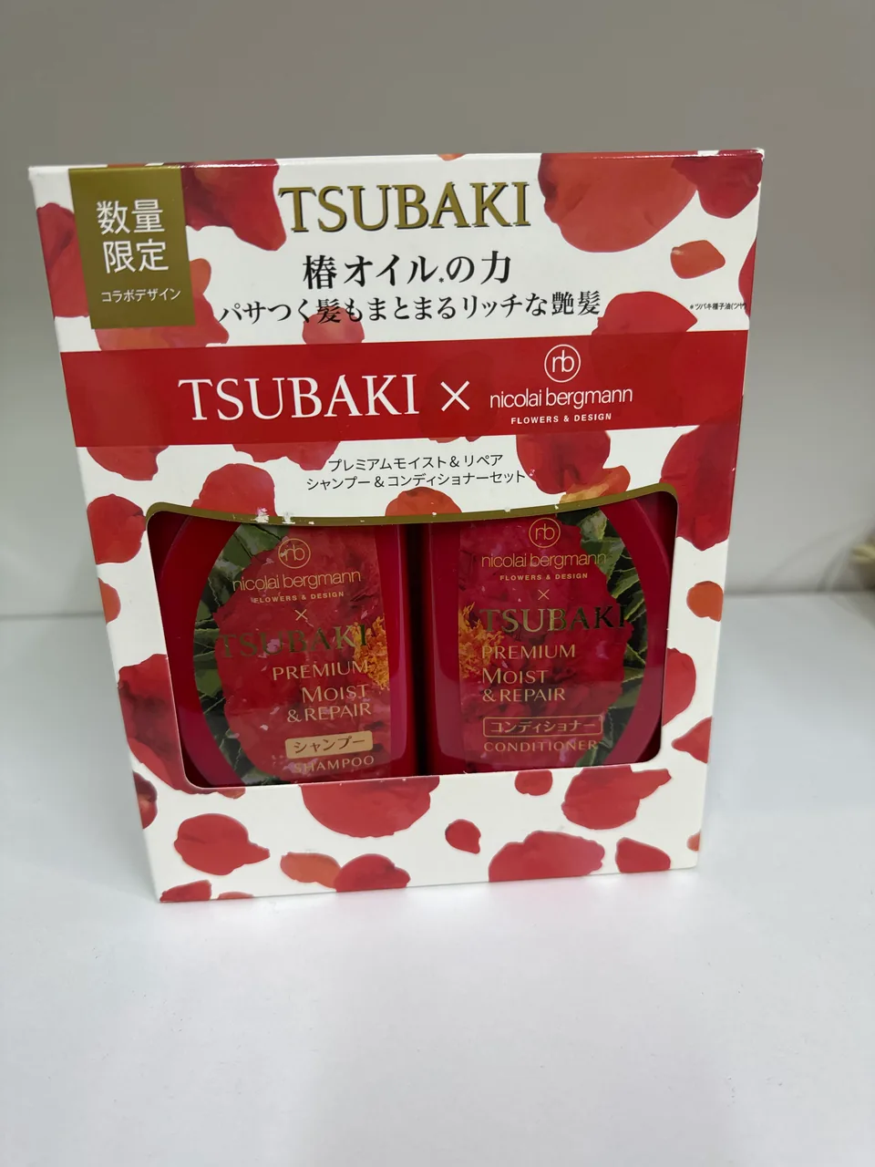 TSUBAKI +nicolai bergmann Подарочный набор Шампуль + Бальзам Красный