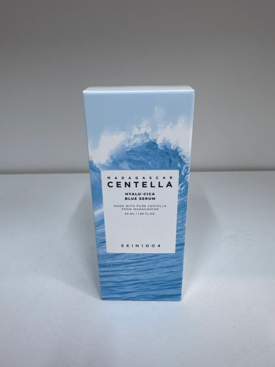 CENTELLA HEALU -CICA BLUE SERUM SKIN 1004 / Увлажняющая сыворотка для лица .