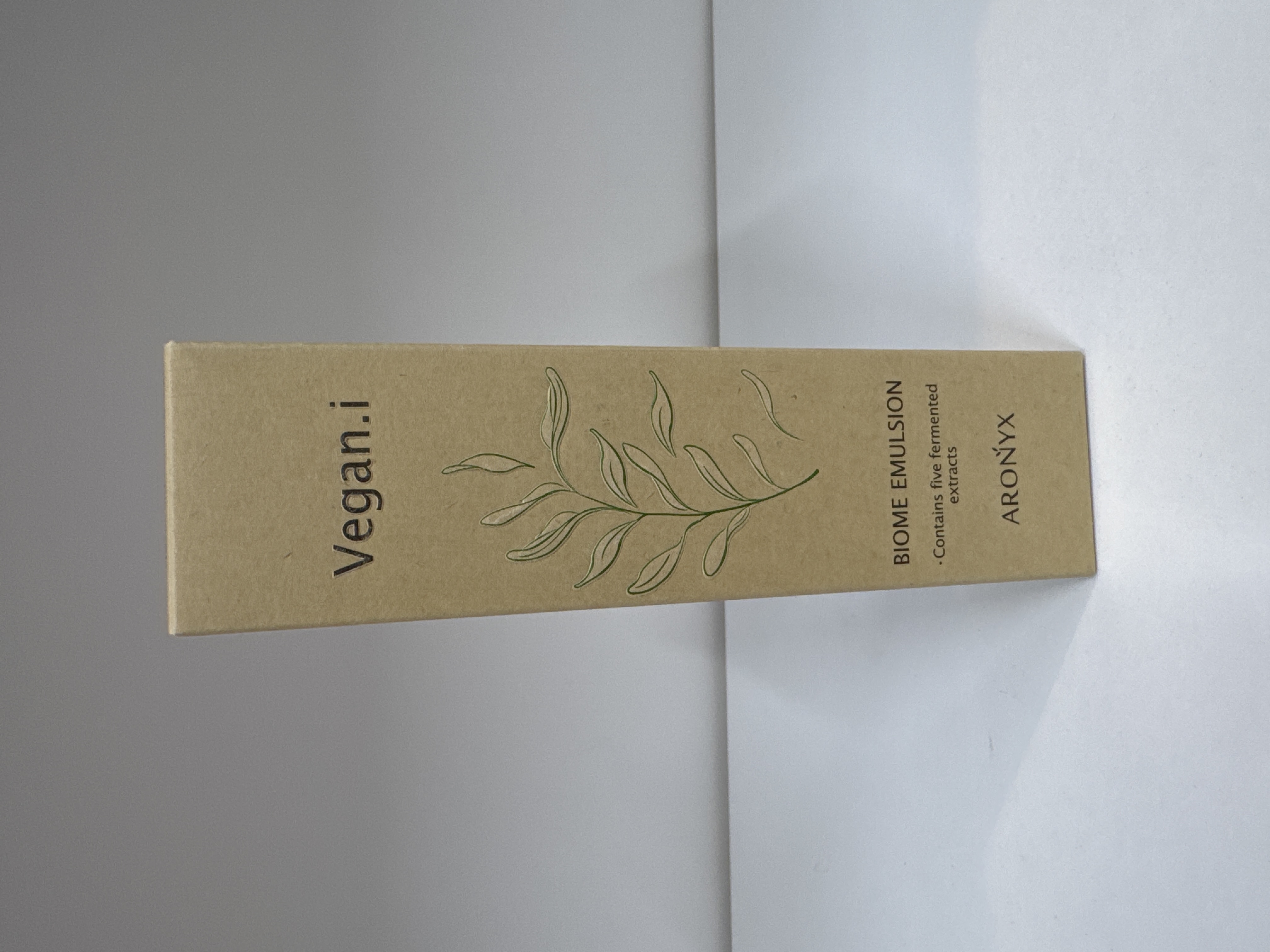 ARONYX Vegan. i BIOME EMULSION Contains five fermented extracts